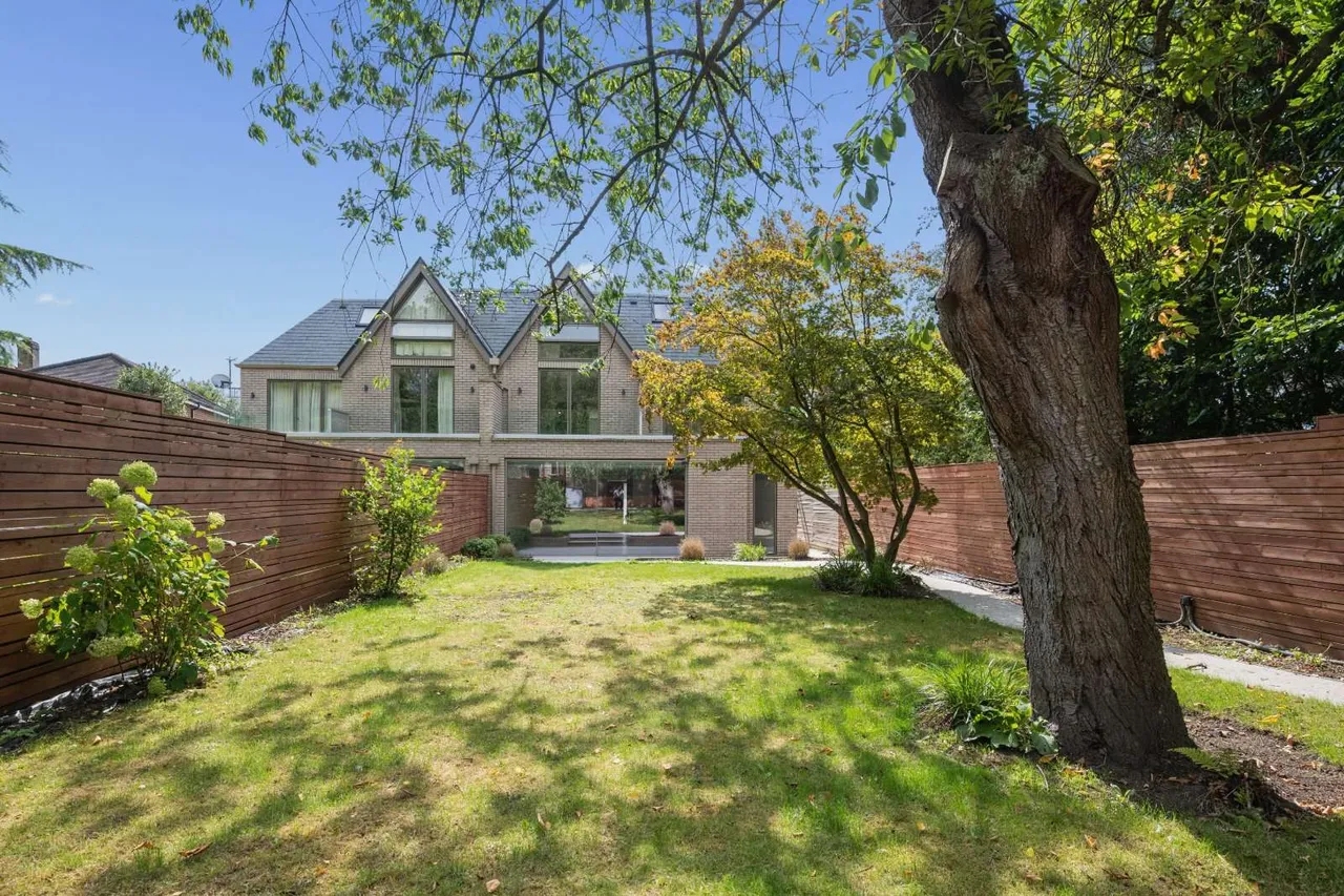 Blueberry Road, Bowdon, Altrincham, WA14 3LS, photo 3