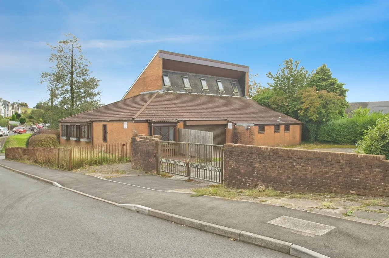house for sale, The Rise, Merthyr Tydfil, CF48