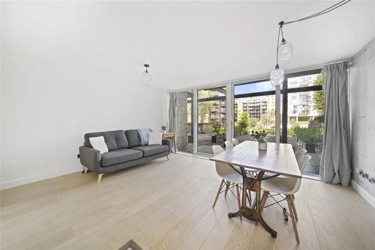 Branch Road, London, E14, photo 6
