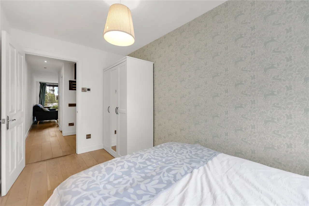 Branch Road, London, E14, photo 23