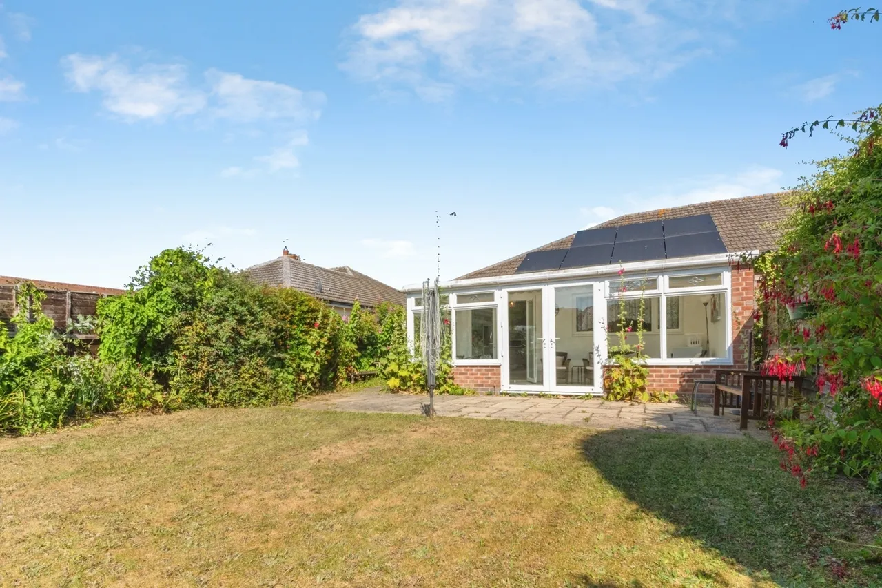 Rectory Road, Weeley Heath, Clacton-on-Sea, Essex, CO16, photo 9