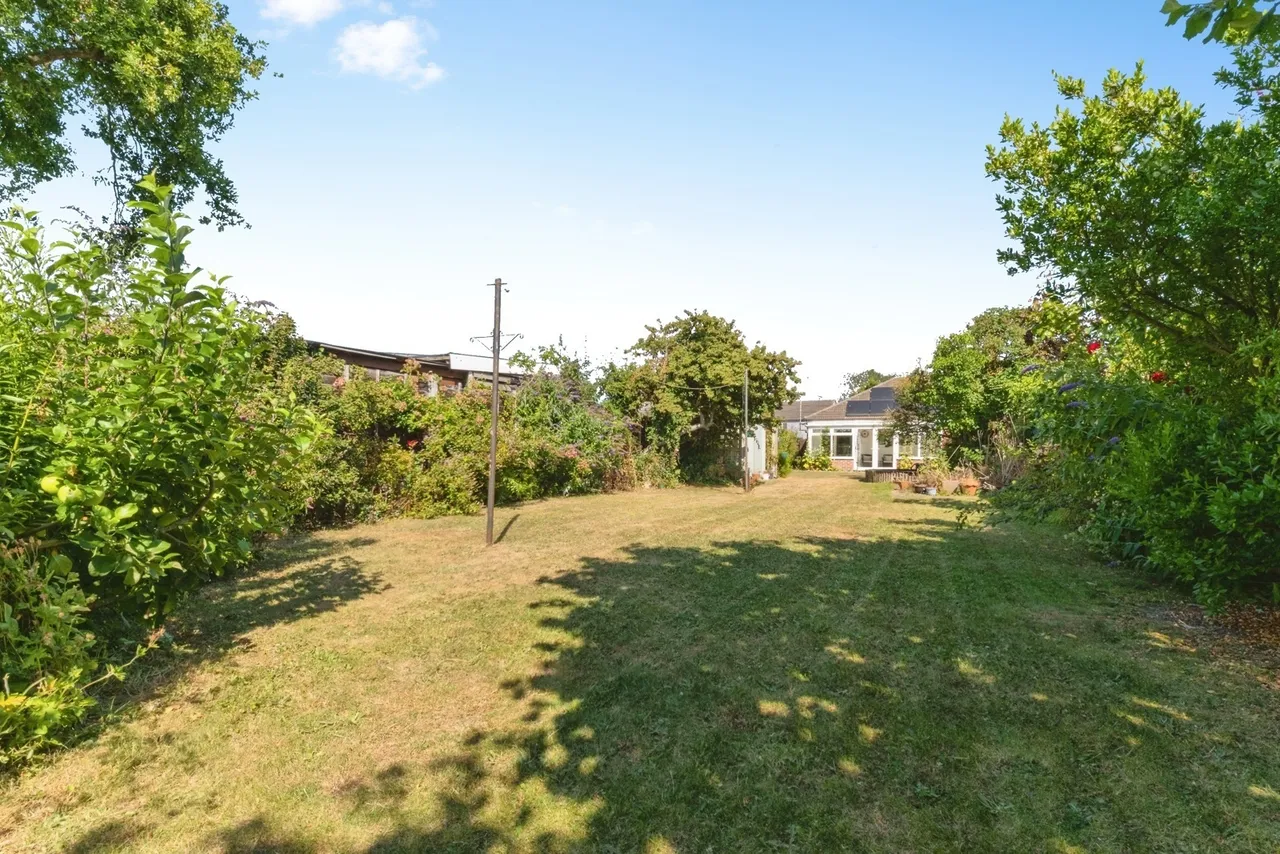 Rectory Road, Weeley Heath, Clacton-on-Sea, Essex, CO16, photo 10