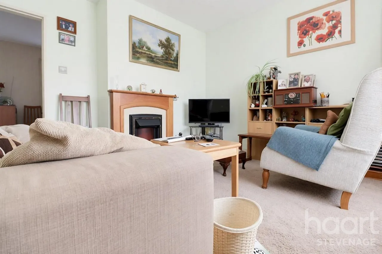 The Hawthorns, Stevenage, SG1, photo 5