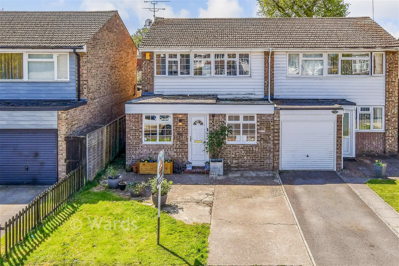 4 bed house for sale, Knaves Acre, Headcorn, TN27