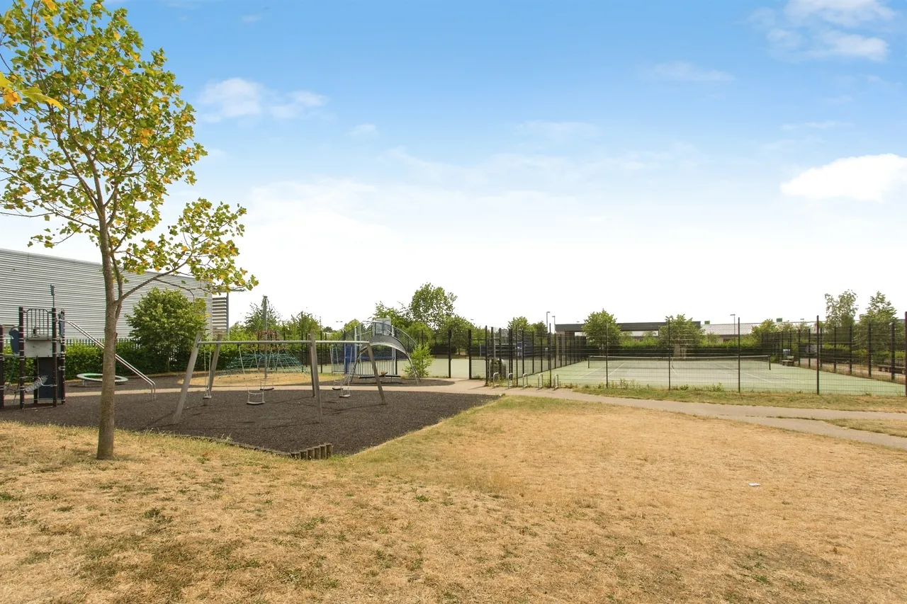 Kestrel Rise, Cambridge, CB2, photo 14