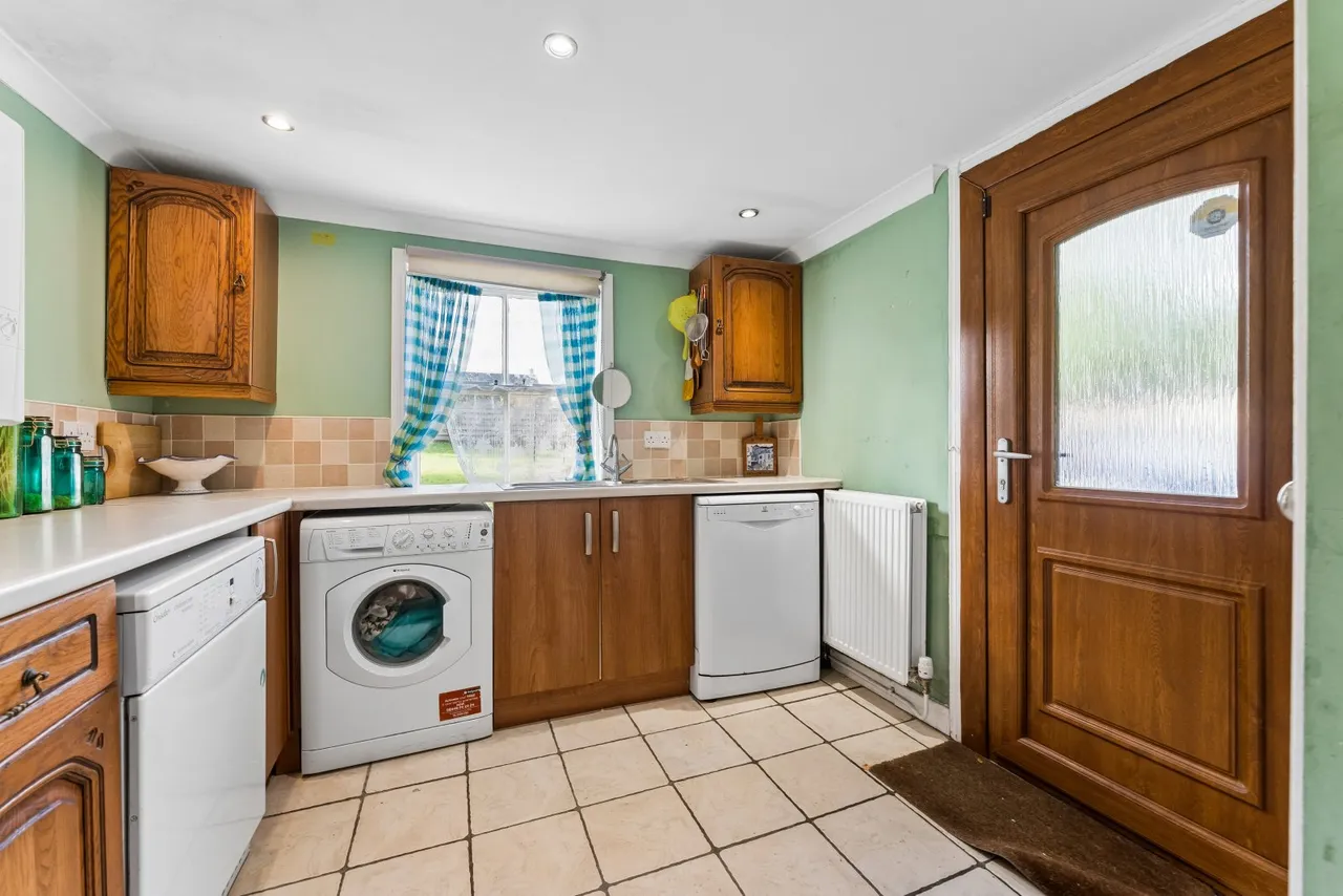 Caldercuilt Road, Elgin Cottage, G20, photo 13