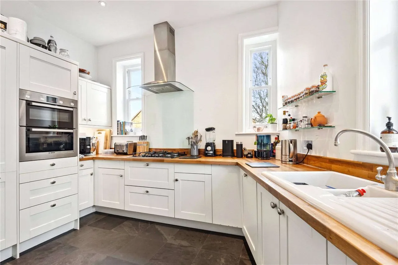 Barnes High Street, Barnes, London, SW13 9LN, photo 5