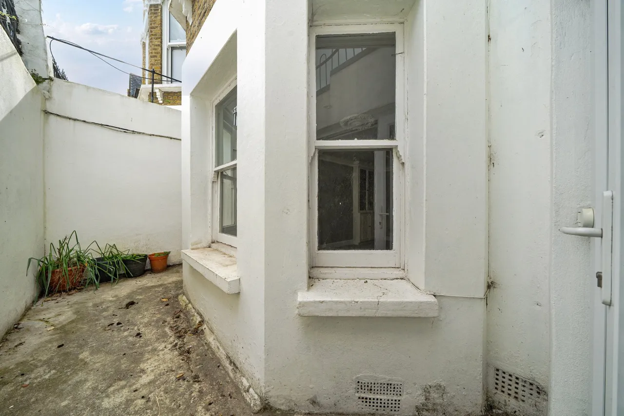 Waldegrave Road, SE19, photo 16