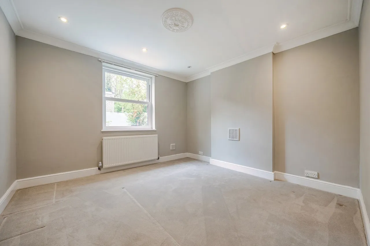 Waldegrave Road, SE19, photo 13