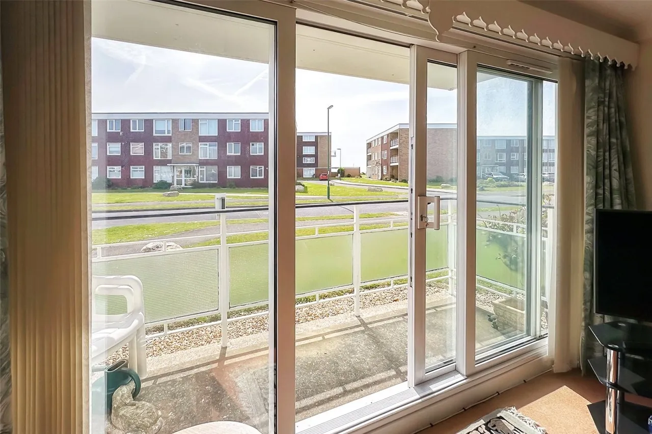 Overstrand Avenue, Rustington, BN16, photo 8