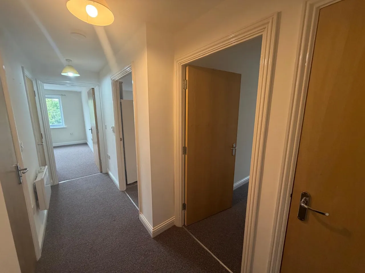 Weston House, Gregory gardens, photo 2