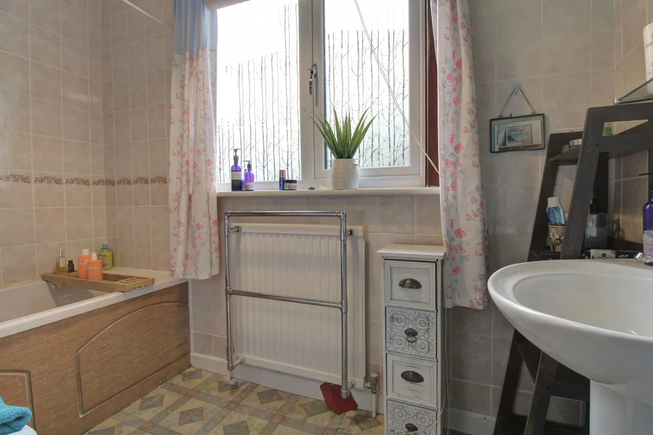 St. Johns Road, Saxmundham, IP17, photo 6