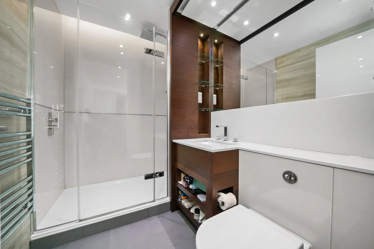 Juniper Drive, Wandsworth, SW18, photo 12