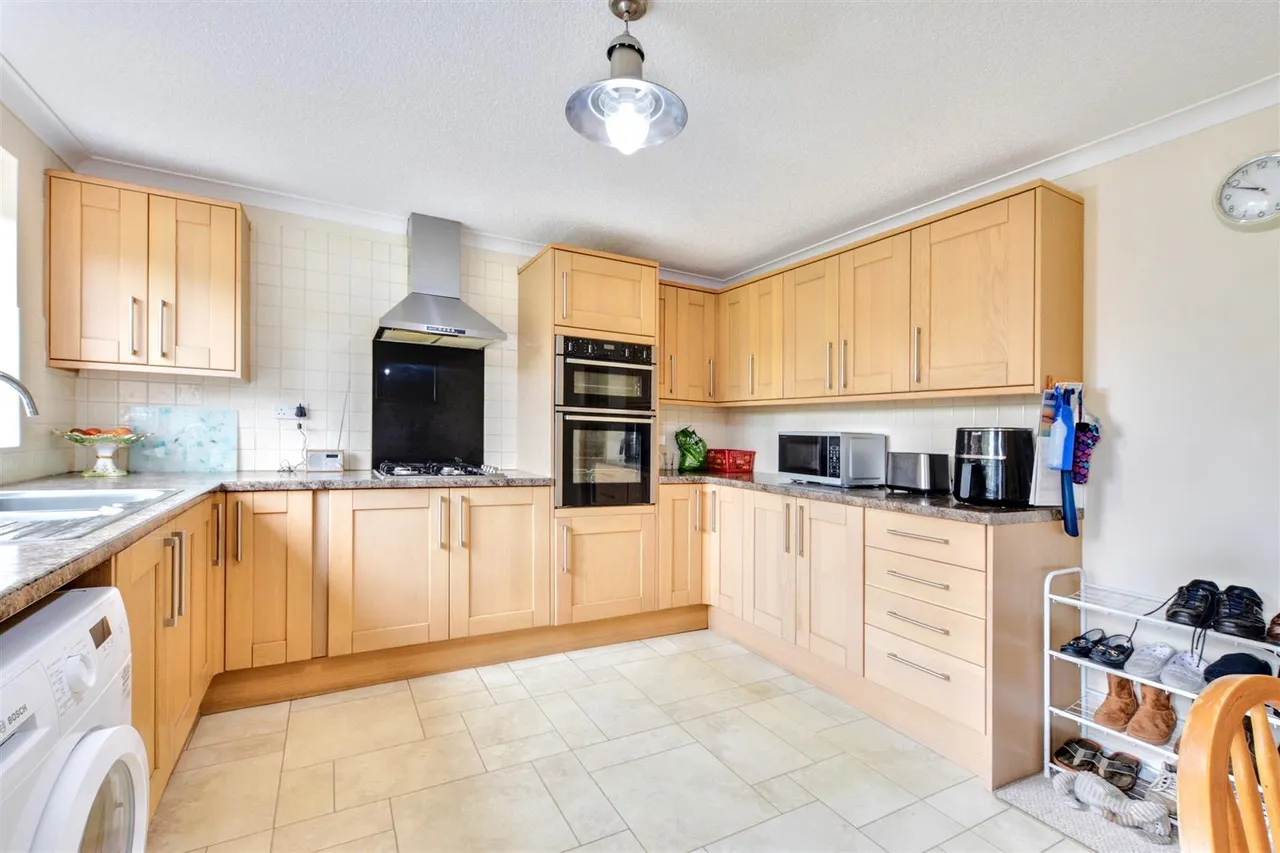 Heath Gardens, Breaston, DE72, photo 10