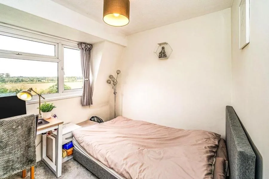 Bath Road, Taplow, SL6, photo 6