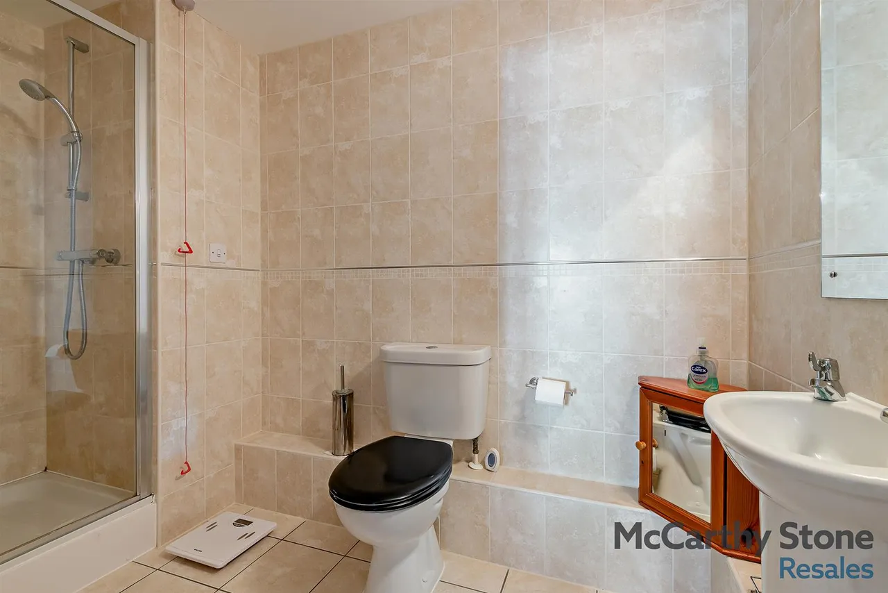 George Street, Warminster, BA12, photo 9