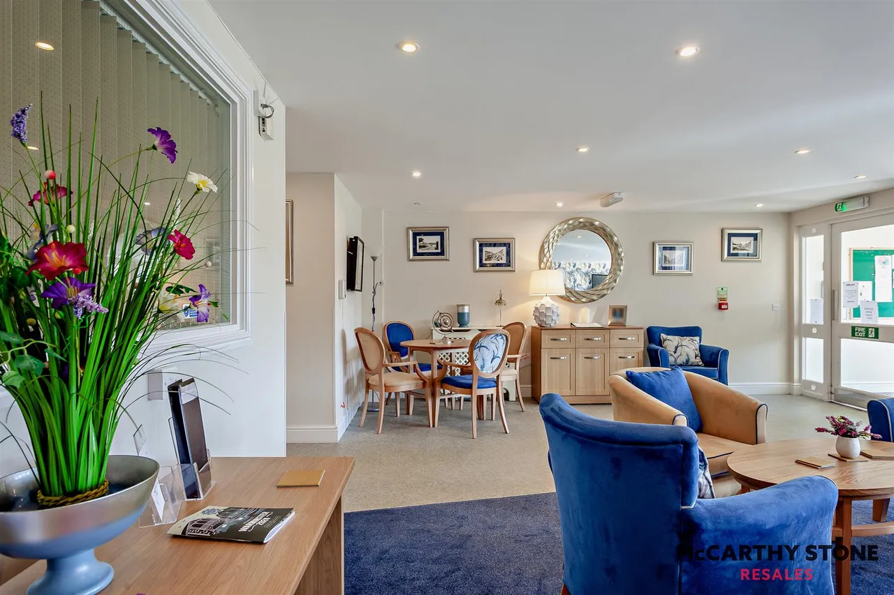 George Street, Warminster, BA12, photo 14