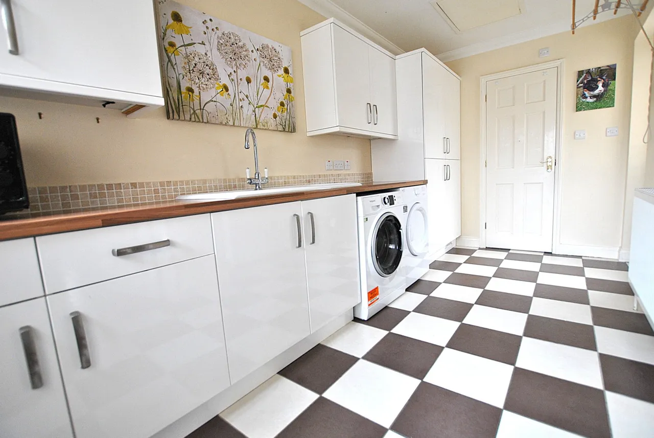 Barton Drive, Kedington, CB9, photo 10