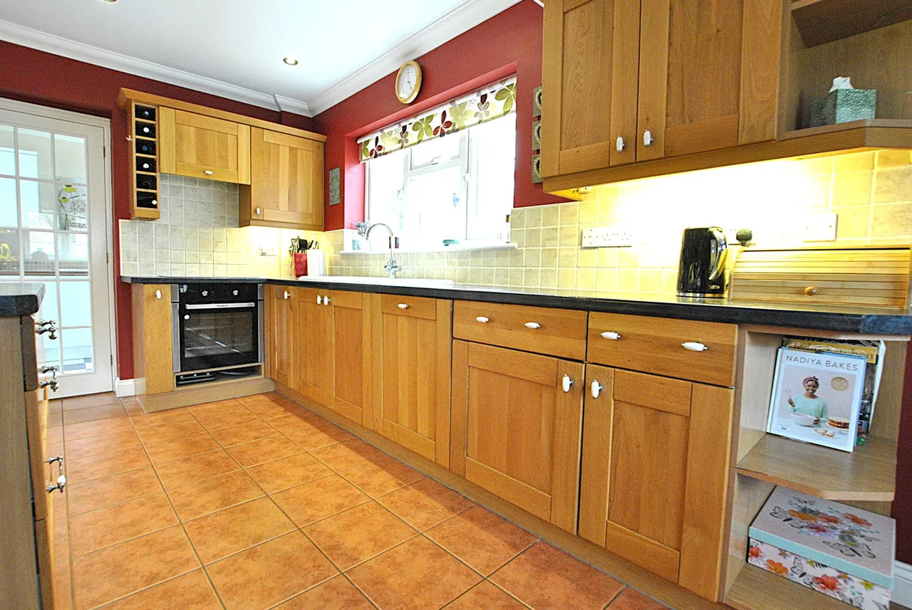 Barton Drive, Kedington, CB9, photo 6