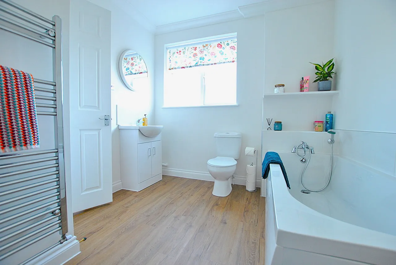 Barton Drive, Kedington, CB9, photo 17