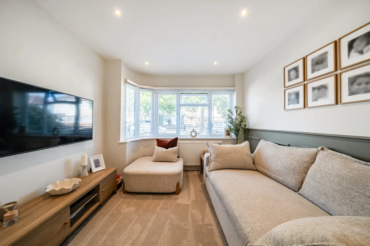 Lynmouth Drive, Ruislip, HA4, photo 3