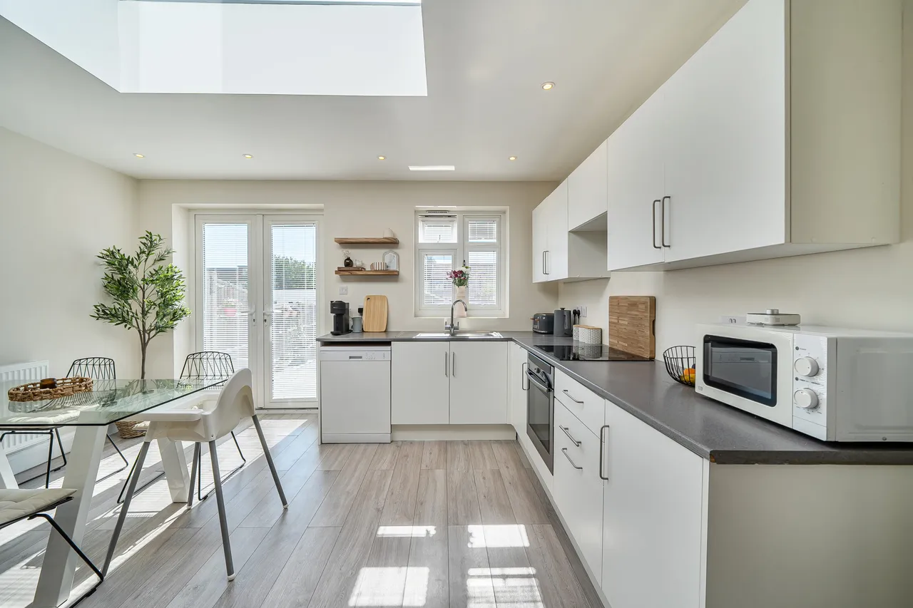 Lynmouth Drive, Ruislip, HA4, photo 9