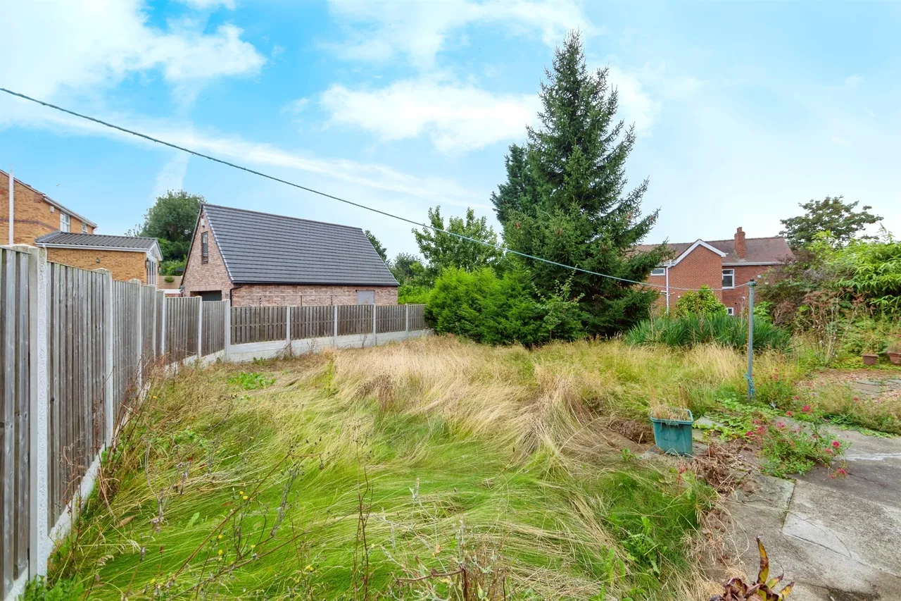 Thurnscoe Road, Bolton-Upon-Dearne, S63, photo 4