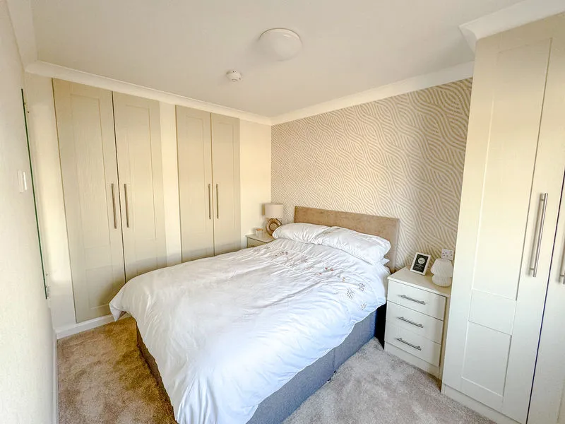 Weybridge Park Estate Weybridge Road, Addlestone KT15 2RF, photo 7