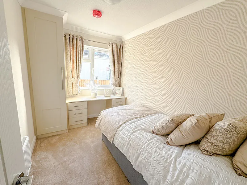 Weybridge Park Estate Weybridge Road, Addlestone KT15 2RF, photo 6