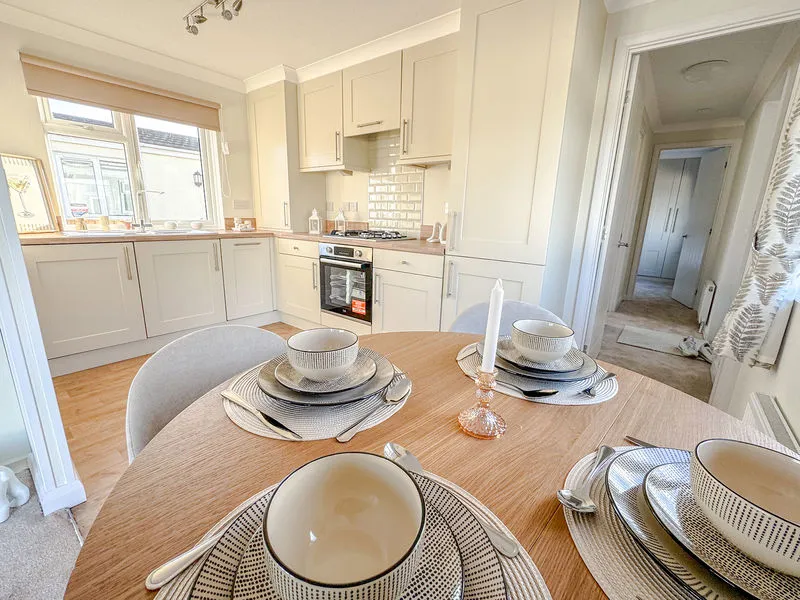 Weybridge Park Estate Weybridge Road, Addlestone KT15 2RF, photo 4