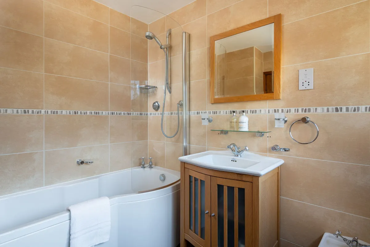 Green Lane, Pangbourne Reading, RG8, photo 13