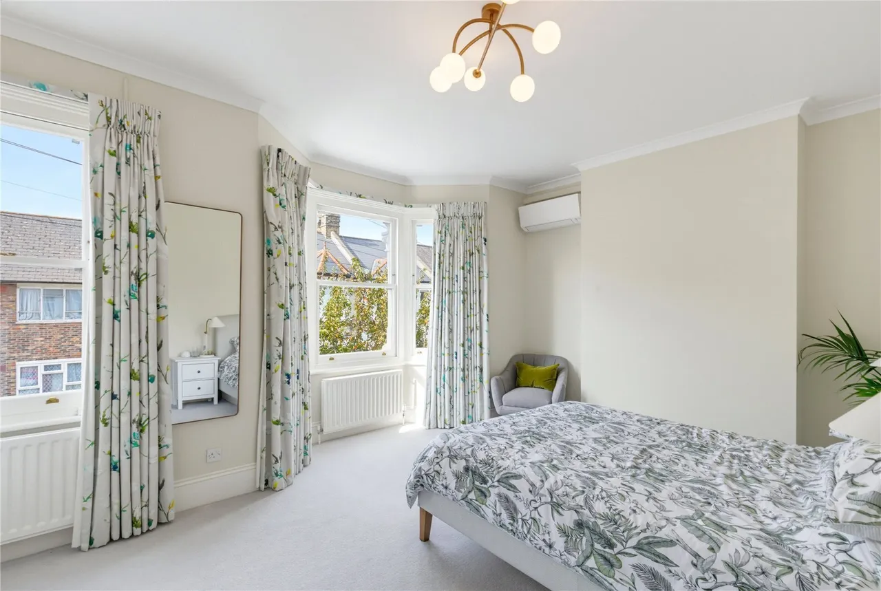 Stormont Road, London, SW11, photo 8