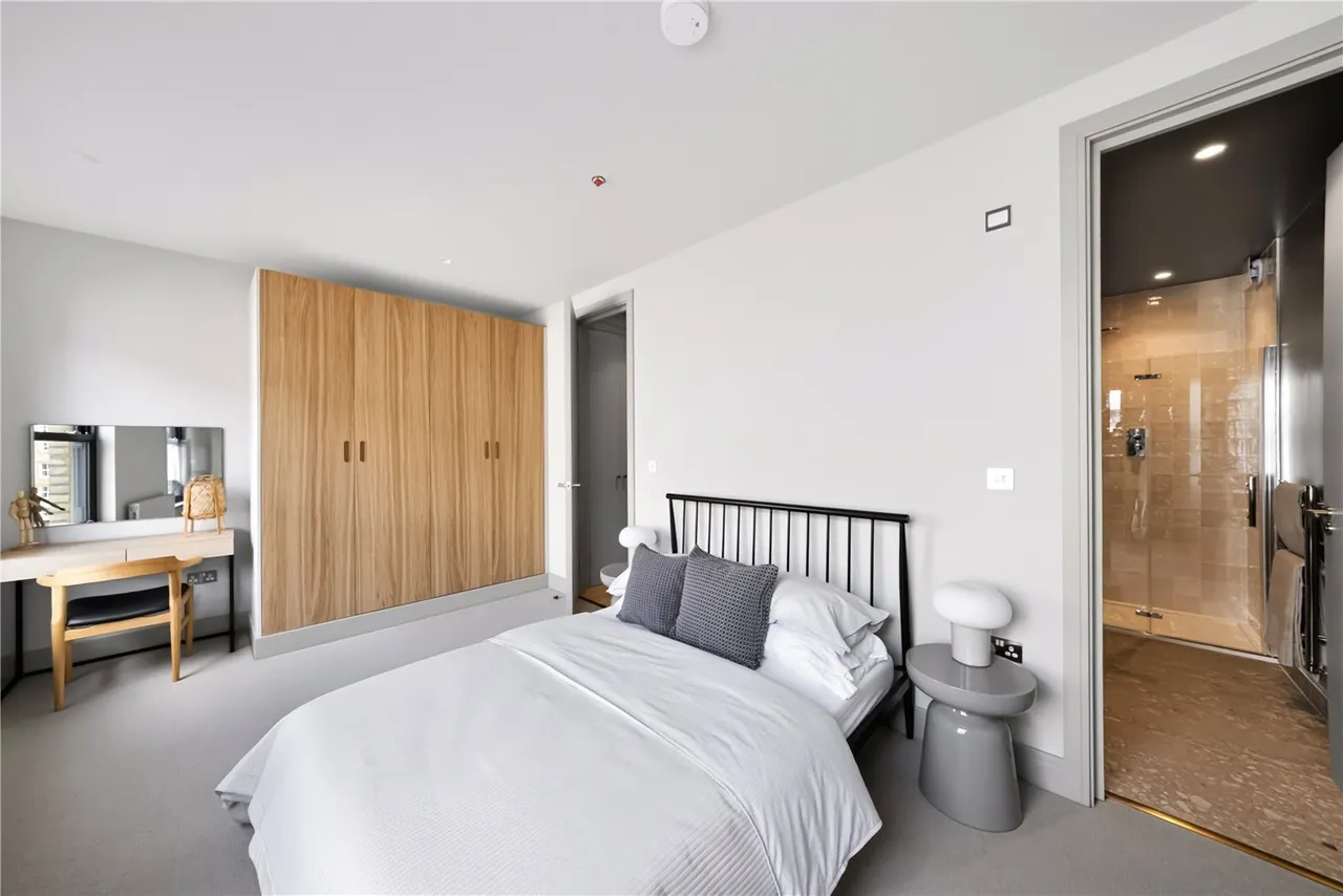 Morrish Road, London, SW2, photo 3