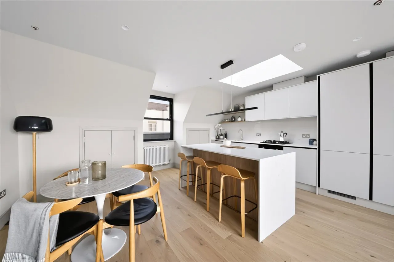 Morrish Road, London, SW2, photo 9