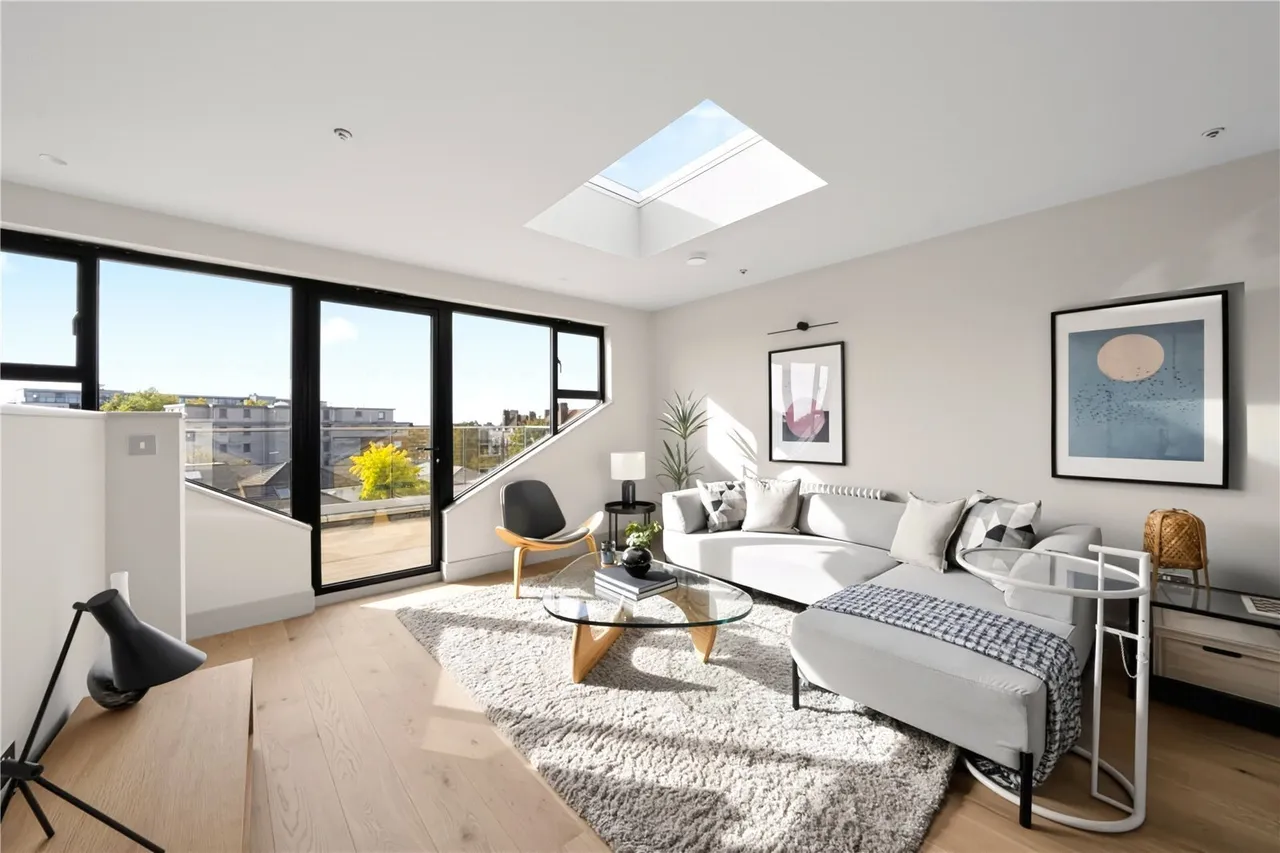 Morrish Road, London, SW2, photo 10