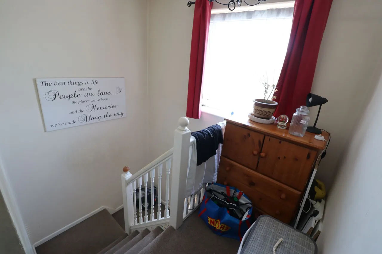 Lower Road, Hullbridge, Hockley, Essex, SS5 6BD, photo 8
