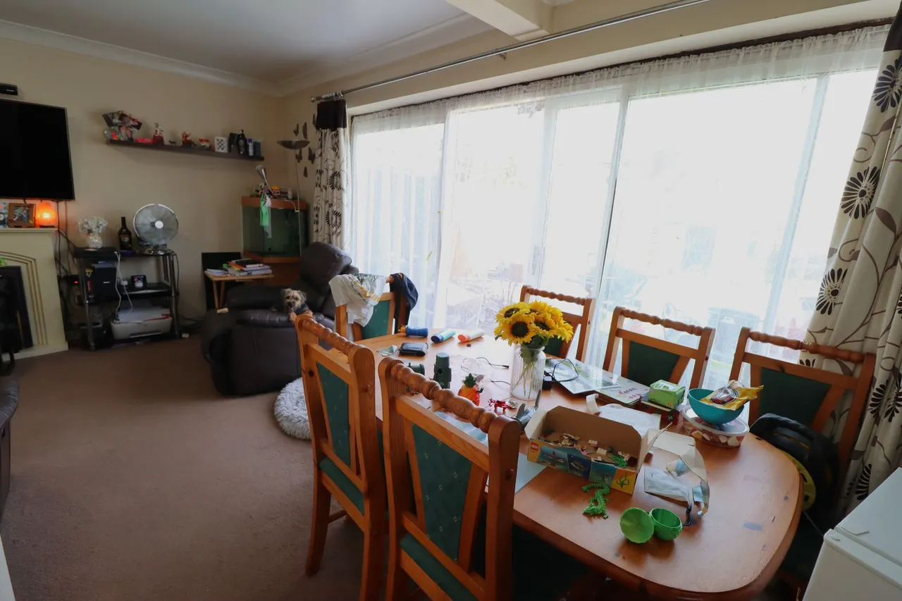 Lower Road, Hullbridge, Hockley, Essex, SS5 6BD, photo 5