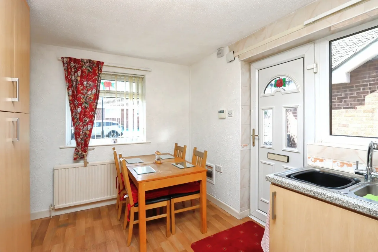 Nathan Drive, Waterthorpe, Sheffield, S20, photo 5