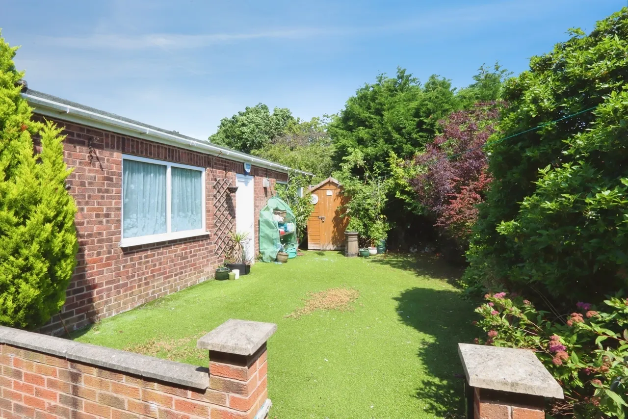 Nathan Drive, Waterthorpe, Sheffield, S20, photo 13