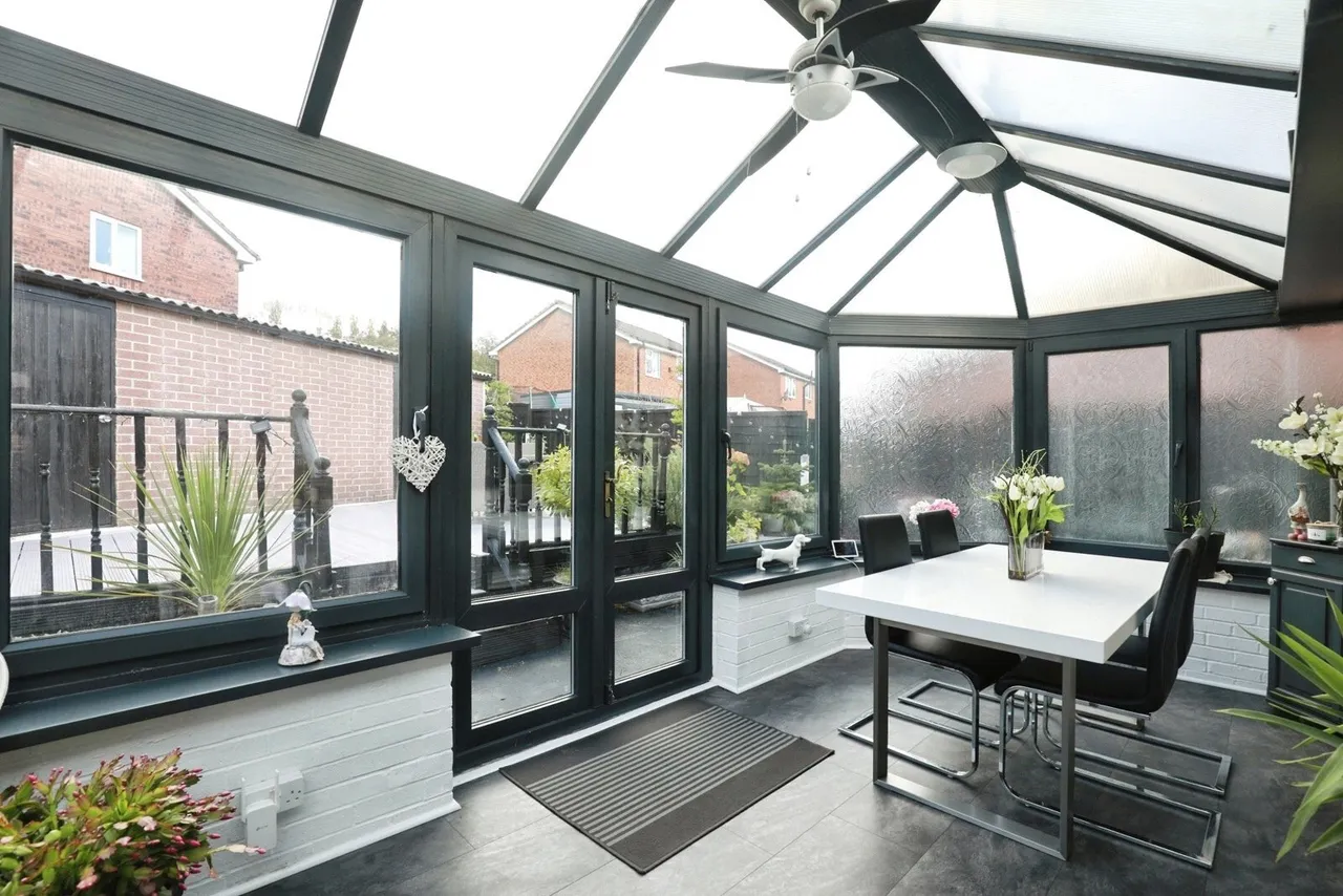 Shepherds Fold Drive, Winsford, Cheshire, CW7, photo 2