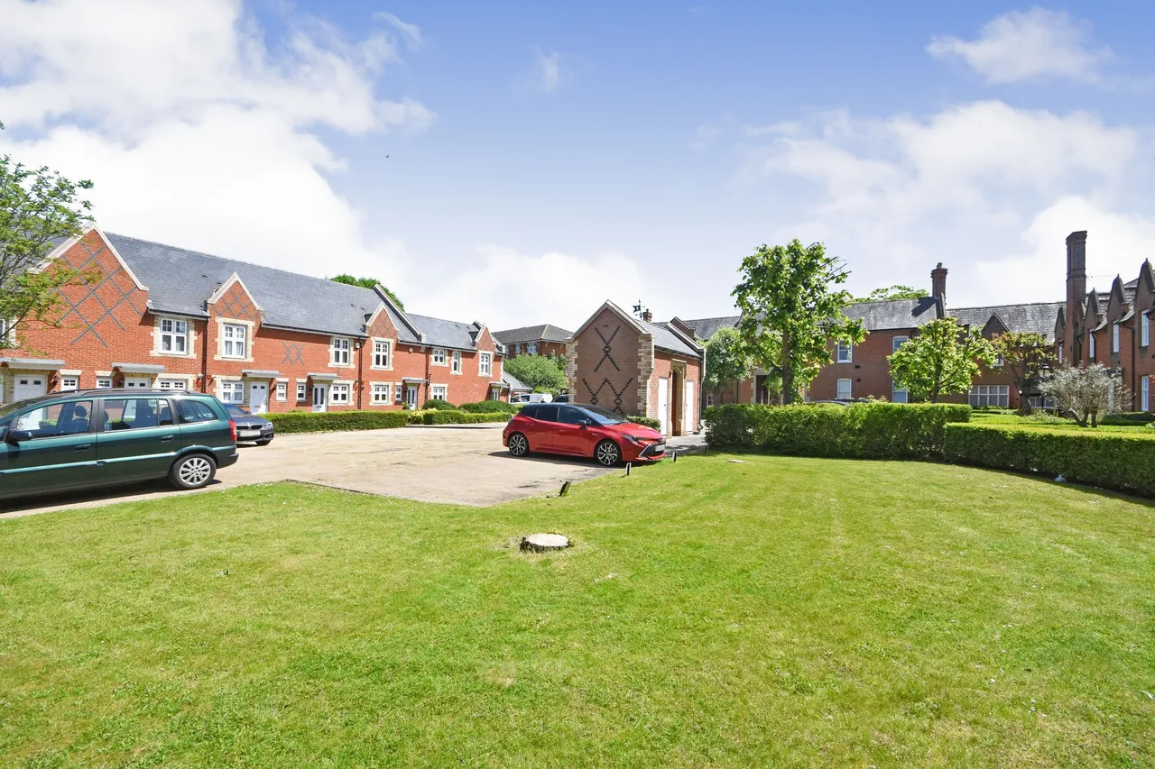 Grey Lady Place, Billericay, CM11, photo 4