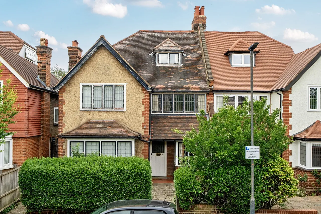 5 bed house for sale — Highmore Road, SE3