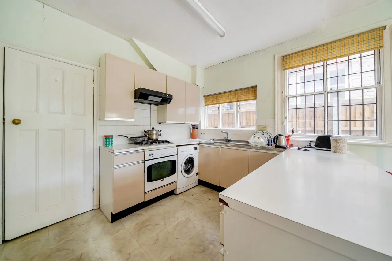 Highmore Road, SE3, photo 16