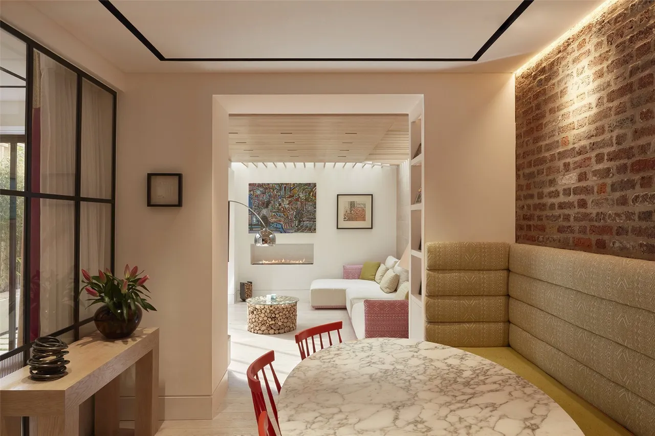 Gloucester Terrace, London, W2, photo 15