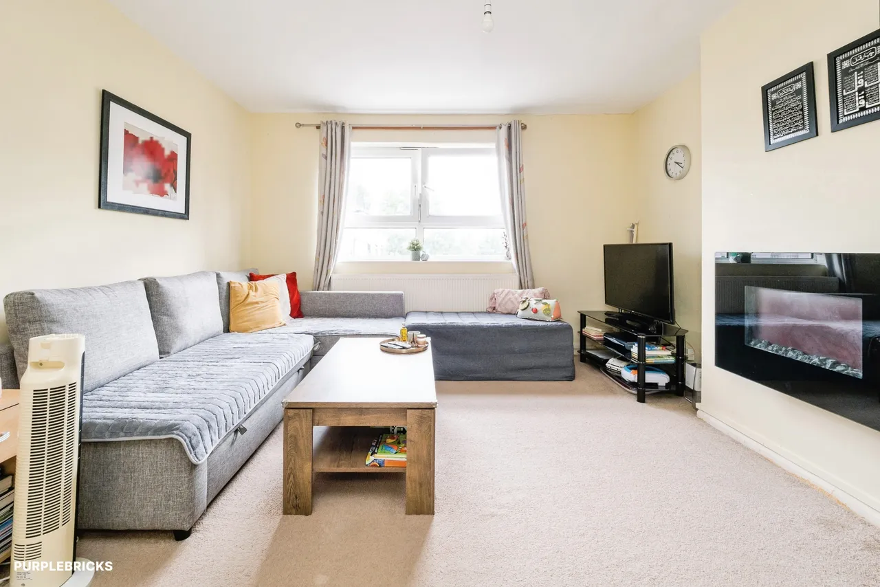 1 bed flat for sale, Marcus Street, London, E15