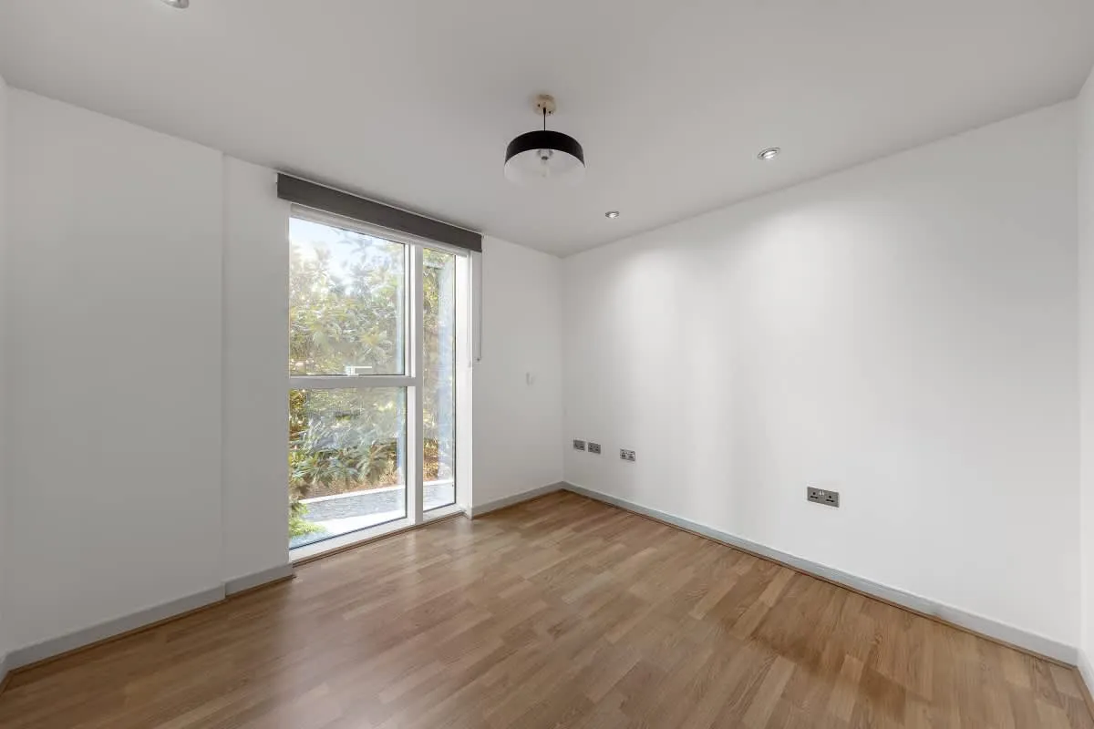 Goodchild Road, London, N4, photo 11