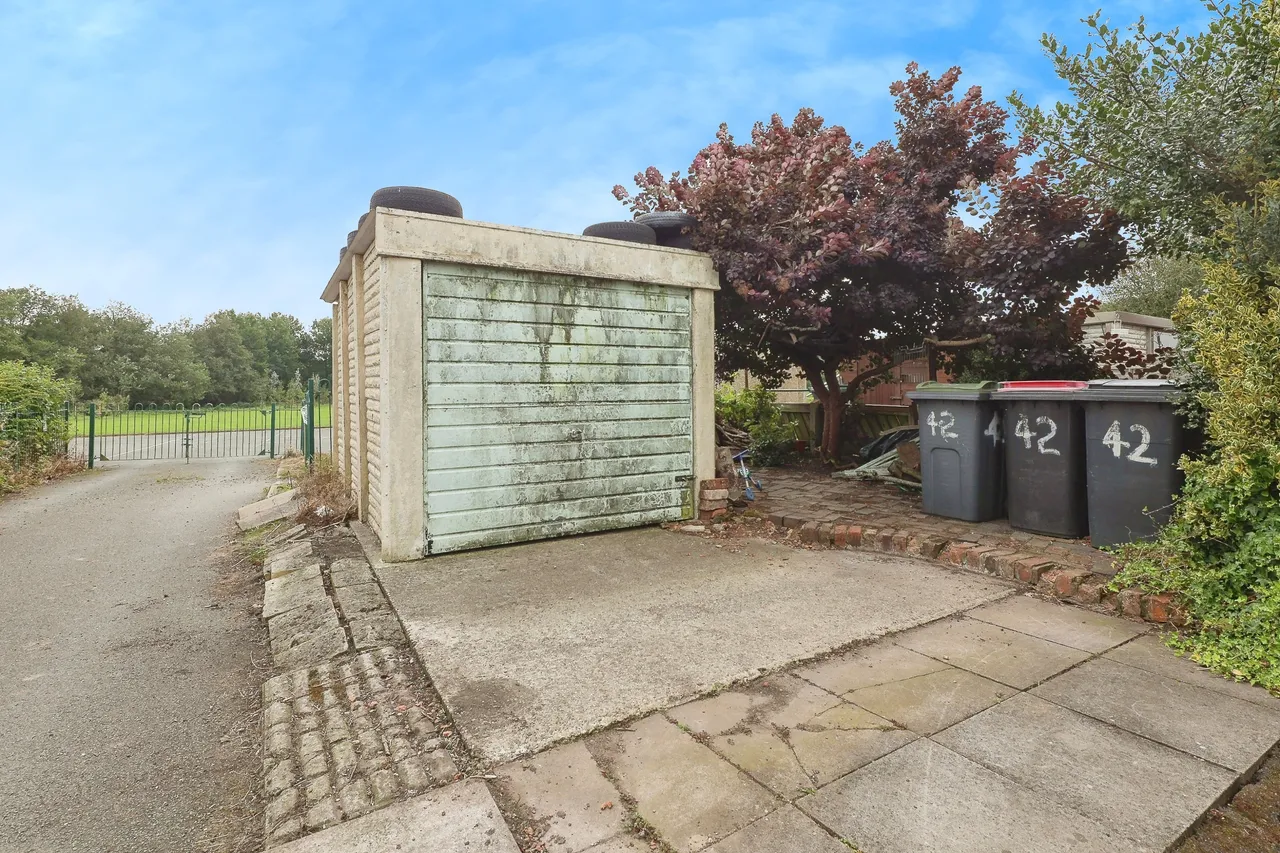Ridge Lane, Oldbury, Nuneaton, Warwickshire, CV10, photo 16