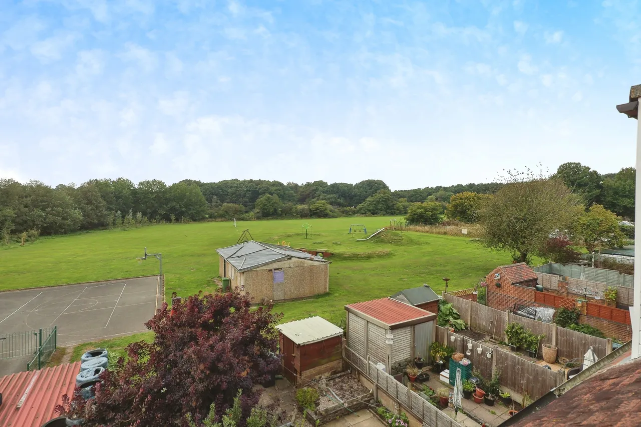 Ridge Lane, Oldbury, Nuneaton, Warwickshire, CV10, photo 14