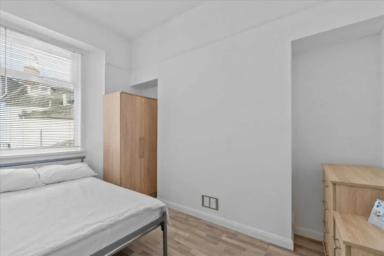 Clifton Place, Plymouth, PL4, photo 3