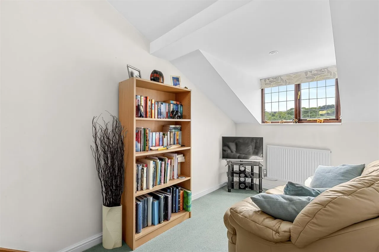 South Maundin, Hughenden Valley, HP14, photo 6